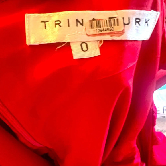 Trina Turk size 0 off the shoulder little red mini dress excellent condition - Picture 3 of 5